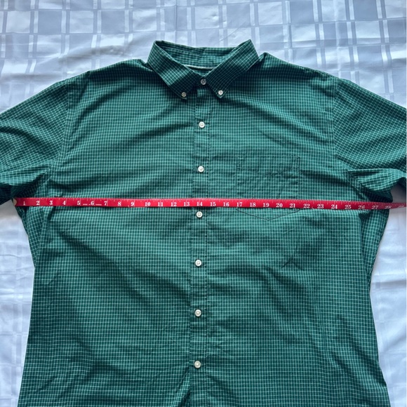 Van Heusen Green Checkered Short Sleeve Button Down Shirt - Picture 4 of 11